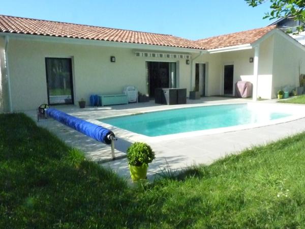 Villa avec piscine, Reserva ahora  Hoteles en Aquitania con aparcamiento, Aparcamiento