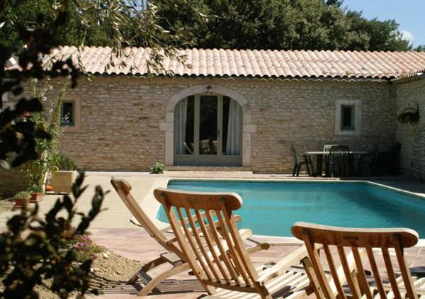 Villa spacieuse à Chamaret avec piscine privée, Prenota  Chamaret 