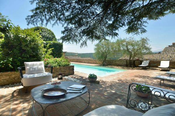 Historic Apartment In Medieval Village, Réserver Appartement Poggio Aquilone 