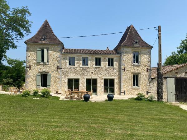Manoir des 2 Sources, Prenota  Hotel con piscina a Monestier, Piscina
