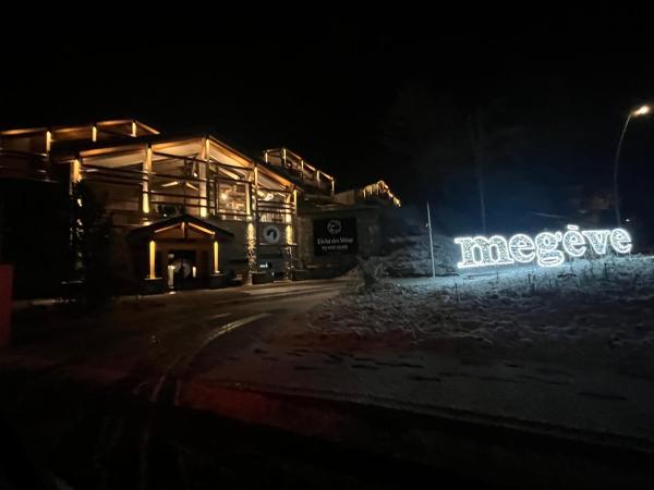 Megeve Praz sur Arly Apparthotel eclat des veriaz Studio vue sur jardin, Prenota  Hotel a Alvernia con parcheggio, Parcheggio