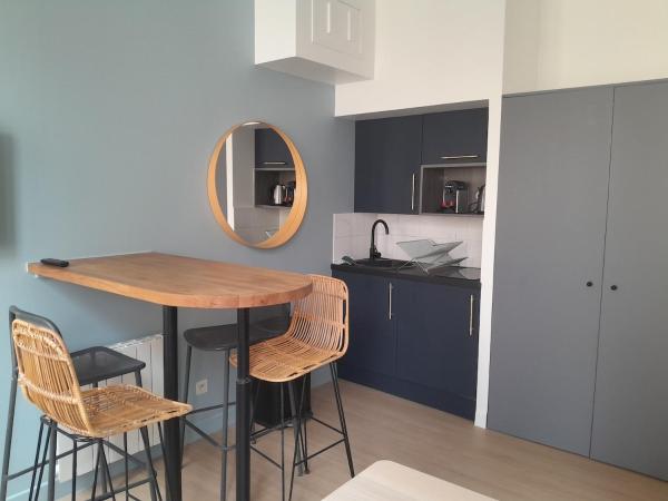 Superbe appartement moderne idéalement situé, Lyon, Prenota  Lione Rodano