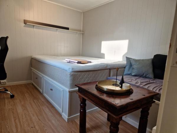 Cozy Basement Apartment in Leknes Shared & Affordable, Prenota  Leknes Isole Lofoten
