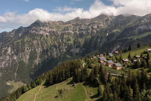 Berglodge37, Buchen Sie  Altdorf 