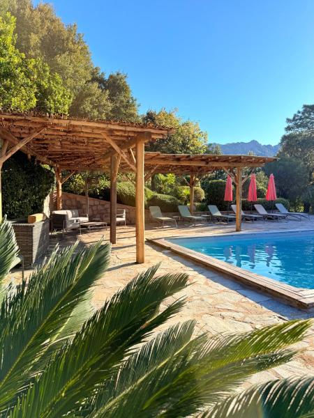 Villa 6 personnes avec piscine partagée, Réserver  Conca 