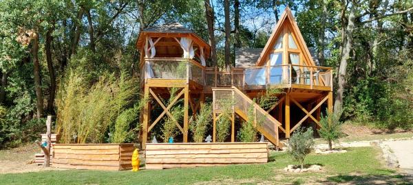 Les cottages de Sarrant, Réserver  Sarrant Languedoc-Roussillon