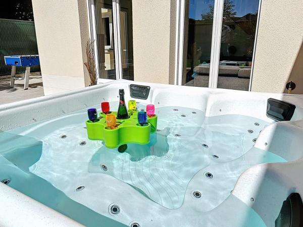 Magnifique Villa avec Spa à COMPIEGNE - Beautiful villa with hot tub, Compiegne, Réserver  Compiègne 