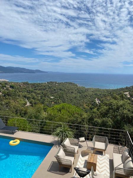 Villa Alta Benat, Prenota  Bormes-les-Mimosas Route du Mimosa