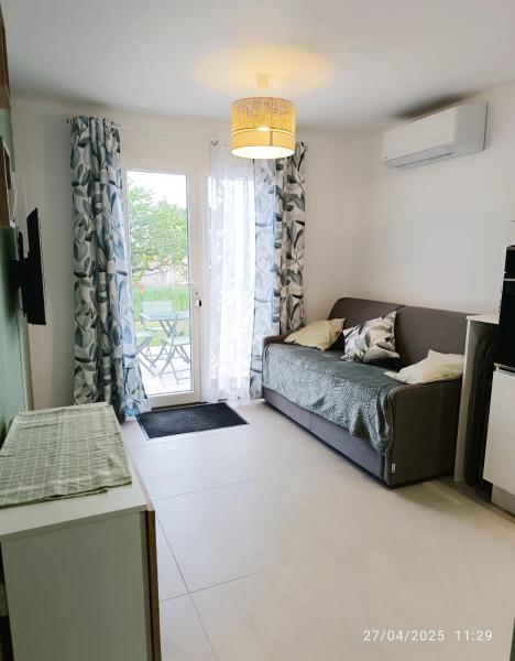 Gîte Terre Pugetvilla, Prenota  Hotel a Alvernia con parcheggio, Parcheggio