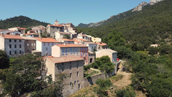 CROUXETO Chambres dhôte, Buchen Sie  Duilhac-sous-Peyrepertuse 