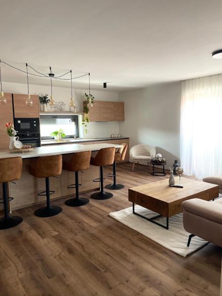 Apartments Wally, Buchen Sie Ferienwohnung Hotels in Podravje mit Parkplatz, Parkplätze