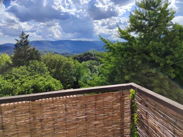 Sur la Draille, Prenota  Hotel a Alvernia con parcheggio, Parcheggio