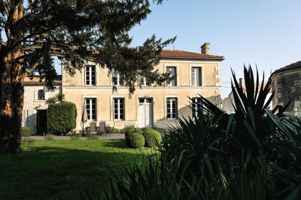 Maison Sonora - Maison dhôtes, Reserva ahora  Hoteles en Aquitania con aparcamiento, Aparcamiento
