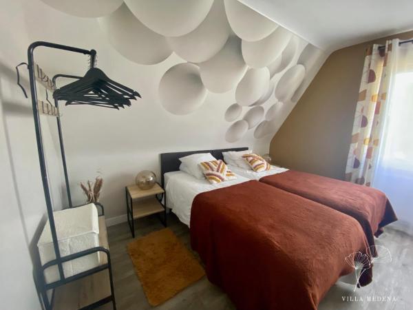 Appartement Villa Medena - Classé 3 étoiles, Buchen Sie  Mayenne 