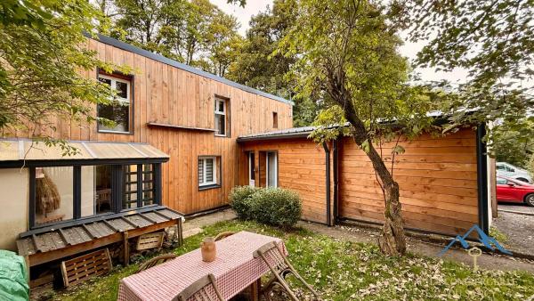 La maison du Trappeur et la cabane des sources, Prenota  Hotel a Alvernia con parcheggio, Parcheggio