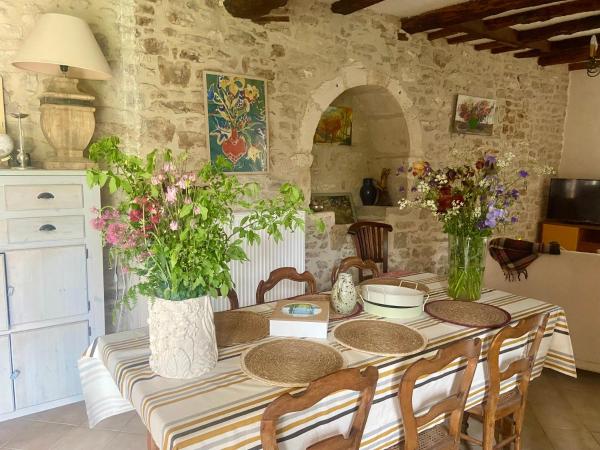 Les ambiances du Coly, La chambre Vézère, Reserva ahora  Hoteles en Aquitania con aparcamiento, Aparcamiento
