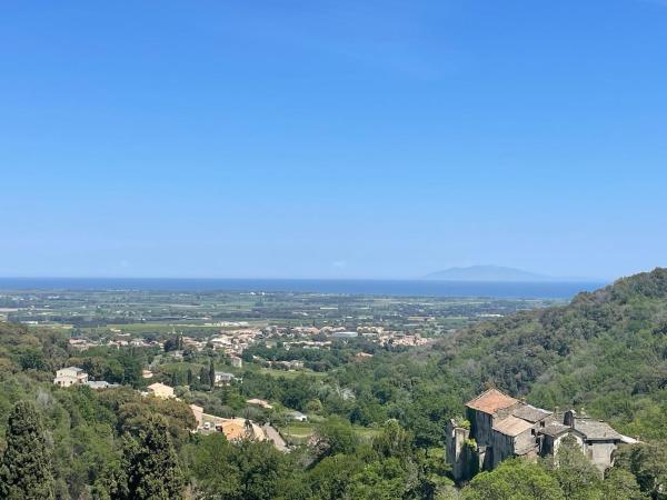 Charming apartment in Corsican Village, Réserver Appartement Canton de Vescovato Corse