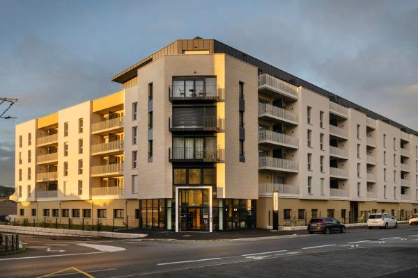 DOMITYS - Galia, Reserva ahora  Hoteles en Aquitania con aparcamiento, Aparcamiento