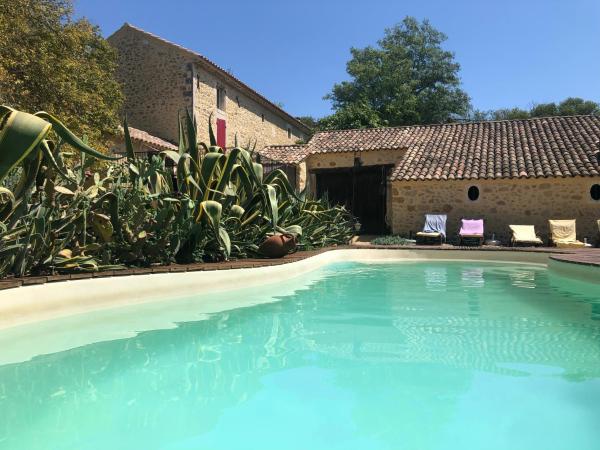 Mas Del Vracou, Prenota  Hotel con piscina a Bollene, Piscina