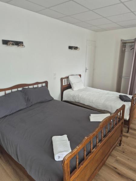 Hôtel du Centre, Prenota  Champeix Alvernia