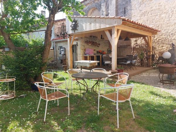 le vieux prieure, Réserver  Cressé 