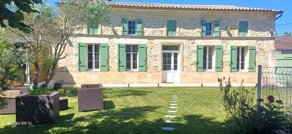 Aux vieilles vignes, Reserva ahora  Saugon Aquitania