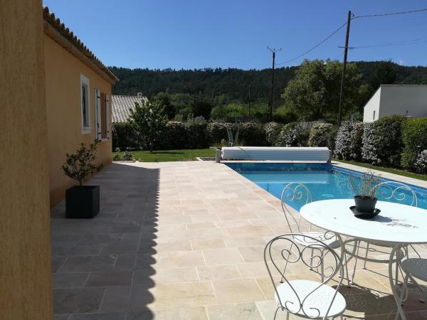 Villa pool air-conditioning garage near golf, Prenota  Hotel a Alvernia con parcheggio, Parcheggio