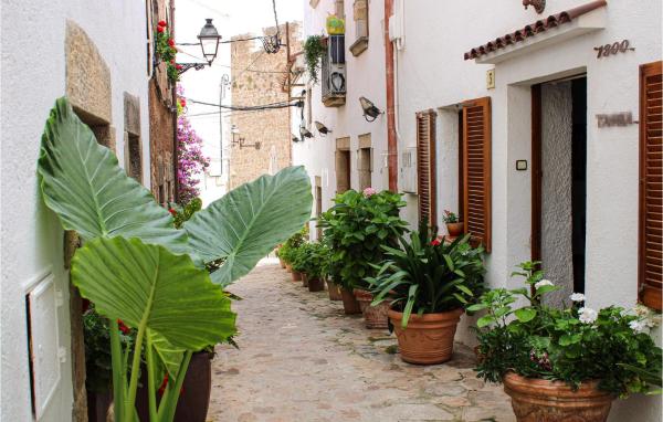 2 Bedroom Beautiful Apartment In Tossa De Mar, Prenota Appartamento Tossa de Mar Costa Brava