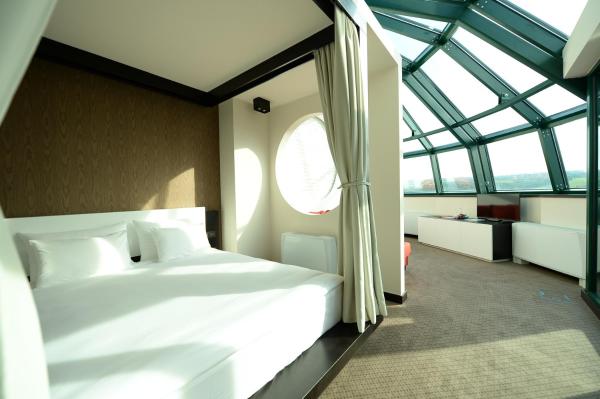 Hotel Hedonic, Buchen Sie Hotel Belgrad Zentralserbien
