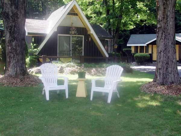 Amber Lantern Two-Bedroom Cottage, Buchen Sie Ferienhaus Villen in New York State, Villa