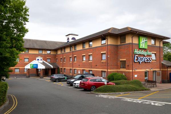 Holiday Inn Express Exeter East, an IHG Hotel