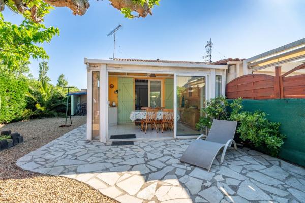 Mini Villa jumelée Hameau du Soleil, Réserver  Hôtels à Hérault avec piscine, Piscine