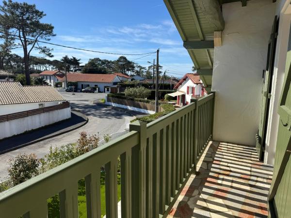 Villa Julianna - Élégance et sérénité à Anglet, Reserva ahora  Hoteles en Aquitania con aparcamiento, Aparcamiento