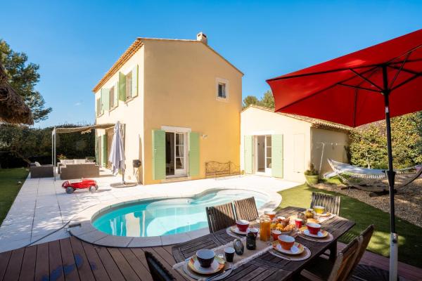 Villa avec Piscine sur le Golf, Réserver  Hôtels à Hérault avec piscine, Piscine
