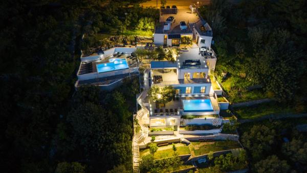 Villa Pape Podgora, Buchen Sie  Hotels in Gespanschaft Split-Dalmatien mit Pool, Schwimmbad