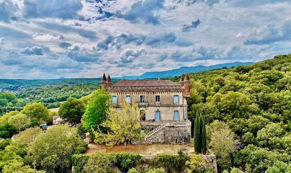 Le Villarel, Prenota  Brissac Cevenne