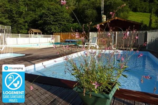 ZEcamping 3 étoiles chiens acceptés hammam piscine chauffée, Book  Hotels in Pyrenees National Park with a Pool, Swimming Pool