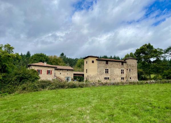 Château du Bouy, Prenota  Champétières Alvernia