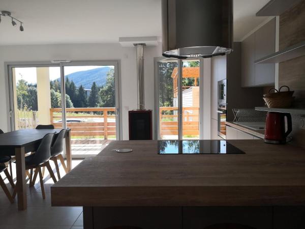 Très bel appartement 3 pièces 65m2 Villard de Lans avec balcon et jardin, Prenota  Hotel a Alvernia con parcheggio, Parcheggio