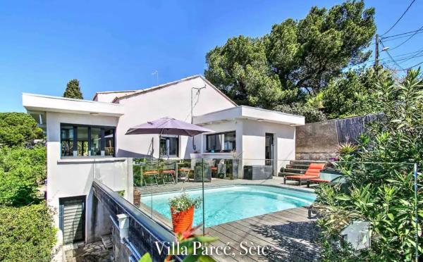 Villa vue mer, Réserver  Hôtels à Étang de Thau avec piscine, Piscine