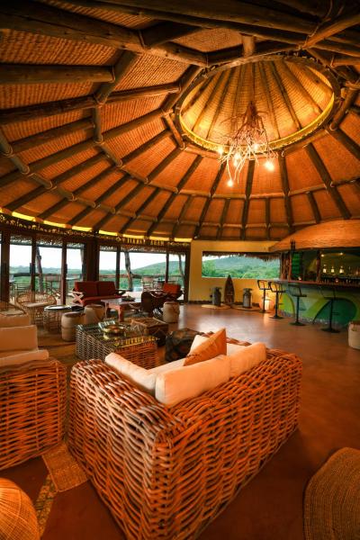 Mara Enkaji Wilderness Camp, Buchen Sie  Hotels mit Pool in Narok, Schwimmbad