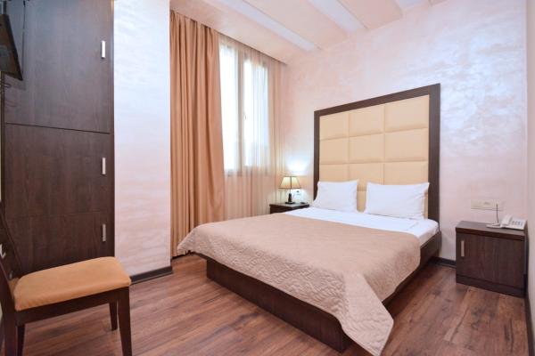Partez Boutique Hotel, Buchen Sie  Hotels in Jerewan mit Parkplatz, Parkplätze
