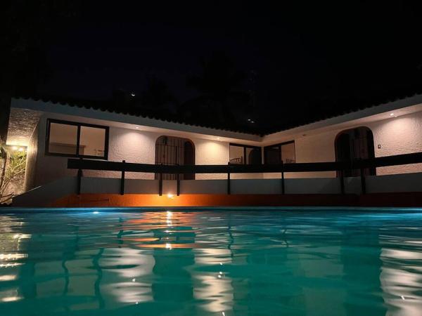 Villa Casa Suiza, Reserva ahora  Hoteles con piscina en Escuintla, Piscina