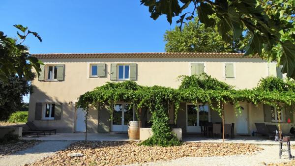 Gîte au coeur du vignoble des Saumanes, Prenota  Hotel con piscina a Valchiusa, Piscina