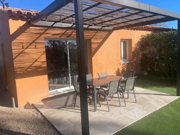 La Villa d Isa, Prenota  Hotel a Alvernia con parcheggio, Parcheggio