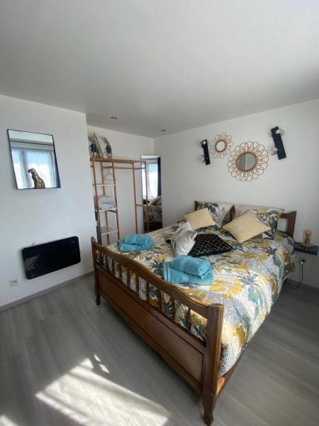 Chambre safari individuelle avec partie commune A 6min de l A26 et 15 min de stOmer, lumbres et aire sur la lys, Buchen Sie  Ecques Nord-Pas-de-Calais