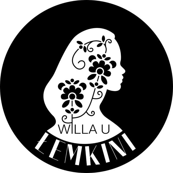 Willa u Łemkini, Book  Lesser Poland Hotels with a Parking, Parking