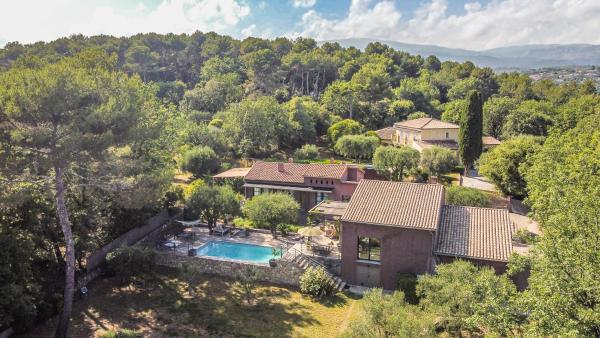 S1 Villa Fleur de Cacao, Prenota  Hotel con piscina a Alvernia, Piscina