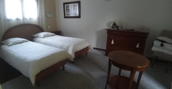 1 à 2 Chambres chez Valérie Gouffé, Buchen Sie  Parigné-l'Évêque 