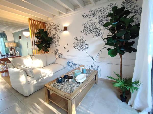Cosy Villa by sea ! - two terraces, Book  Lower Normandy Hotels with a Parking, Parking